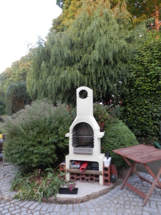 La Petite Cretouffiere - Naturiste Accommodation - Adult Only Colombiers-du-Plessis Exterior foto