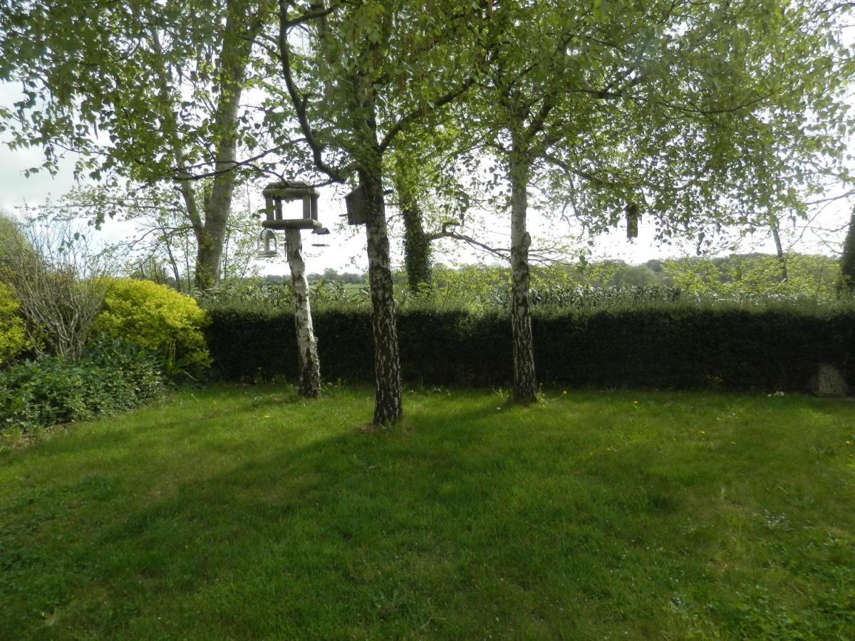 La Petite Cretouffiere - Naturiste Accommodation - Adult Only Colombiers-du-Plessis Exterior foto