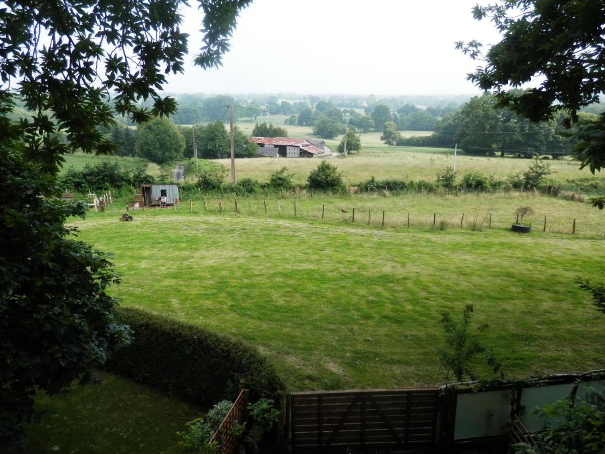 La Petite Cretouffiere - Naturiste Accommodation - Adult Only Colombiers-du-Plessis Exterior foto